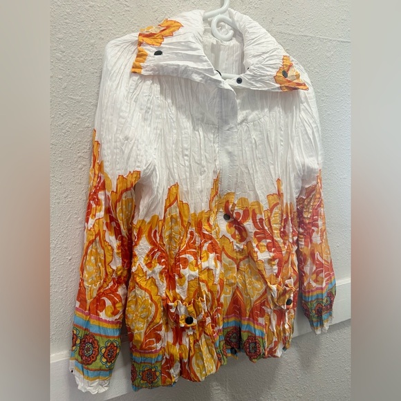 Lindi White and Multi Color Pattern Crinkle Drawstring Waist Jacket Medium - Picture 2 of 11